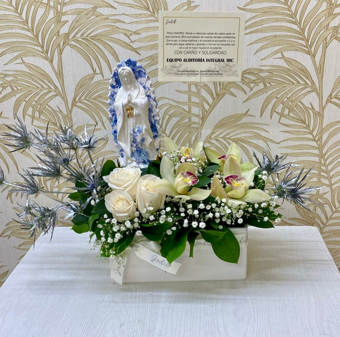 I-07   Cajonera pequeña orquídeas y virgen
