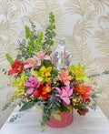 I-03   Cajonera alta con orquídeas e imagen de la Virgen