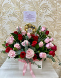 R-07    Cajonera con rosas y chocolates